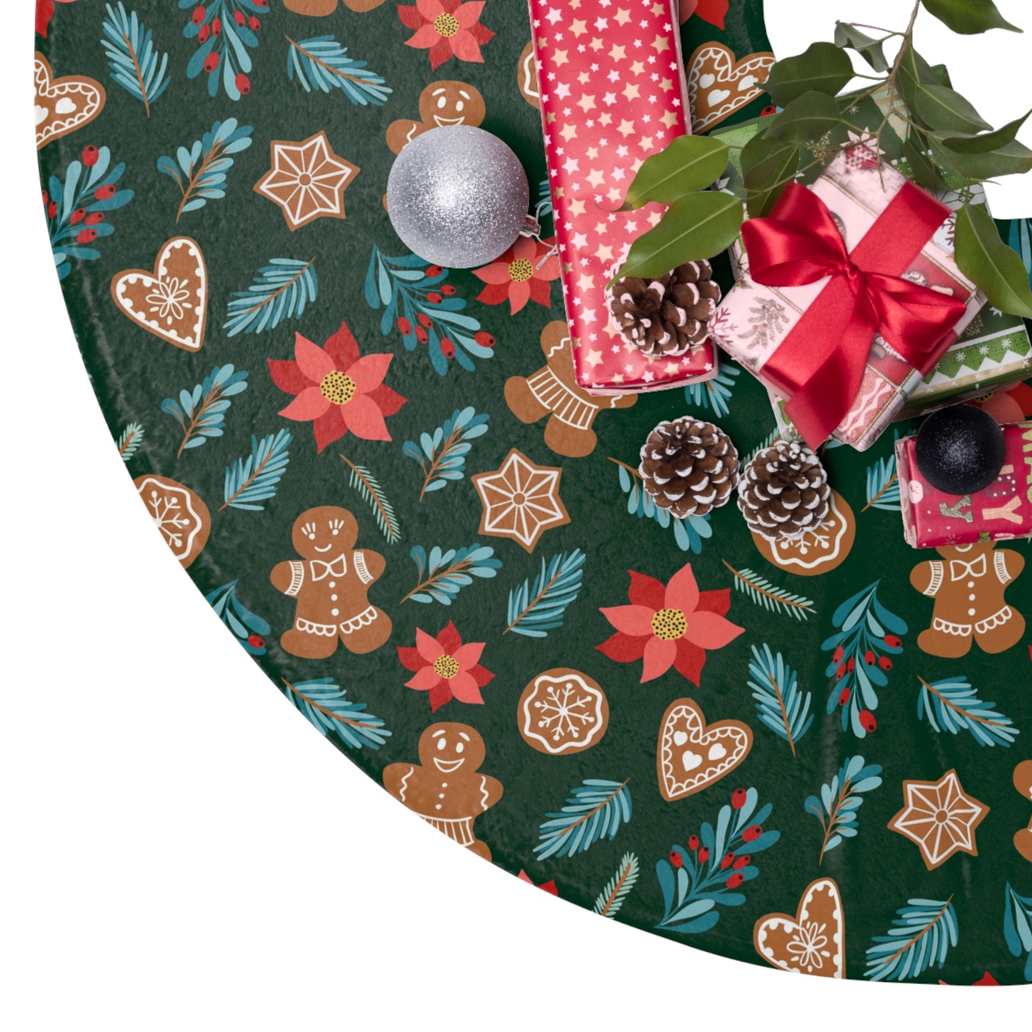 English Alt Text: "Fantasiapiparit / Gingerbread Fantasy Christmas Tree Skirt - Festive Tree Decor - Designed in Turku, Finland by Print N Stuff." Finnish Alt Text: "Fantasiapiparit / Gingerbread Fantasy Joulukuusen Alusta - Joulukuusen juhlaa - Suunniteltu Turussa, Suomessa Print N Stuffin toimesta.