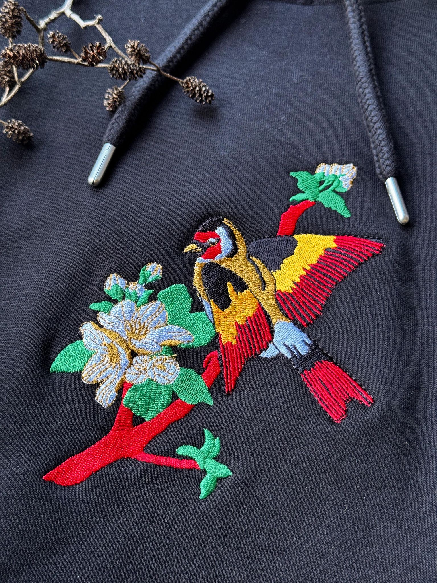 Print N Stuff / gold finch embroidered hoodie  organic cotton / tikli huppari turku finland