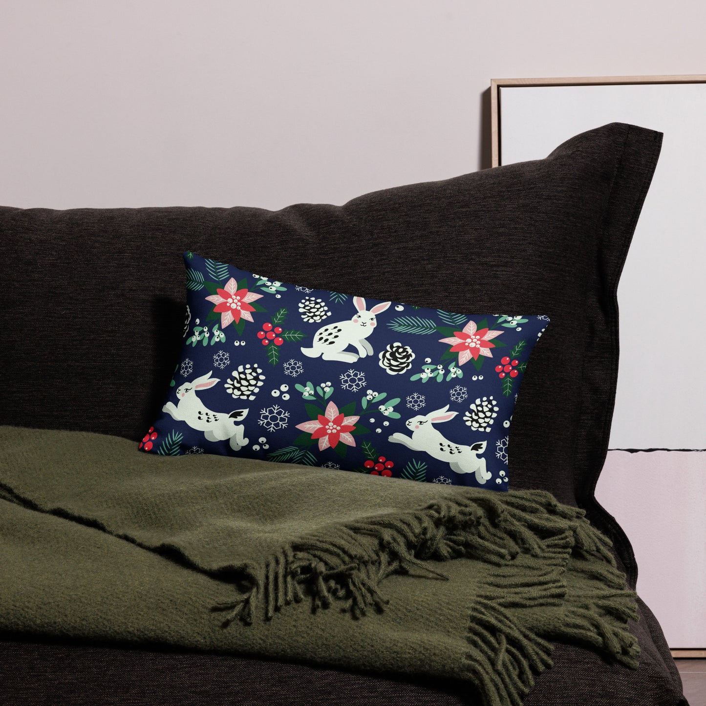 English Alt Text: "Metsäjanis - Polar Bunny Premium Pillow - Winter Wonder Comfort - Designed in Turku, Finland by Print N Stuff." Finnish Alt Text: "Metsäjanis - Polar Bunny Premium-tyyny - Talven ihmettä ja mukavuutta - Suunniteltu Turussa, Suomessa Print N Stuffin toimesta."
