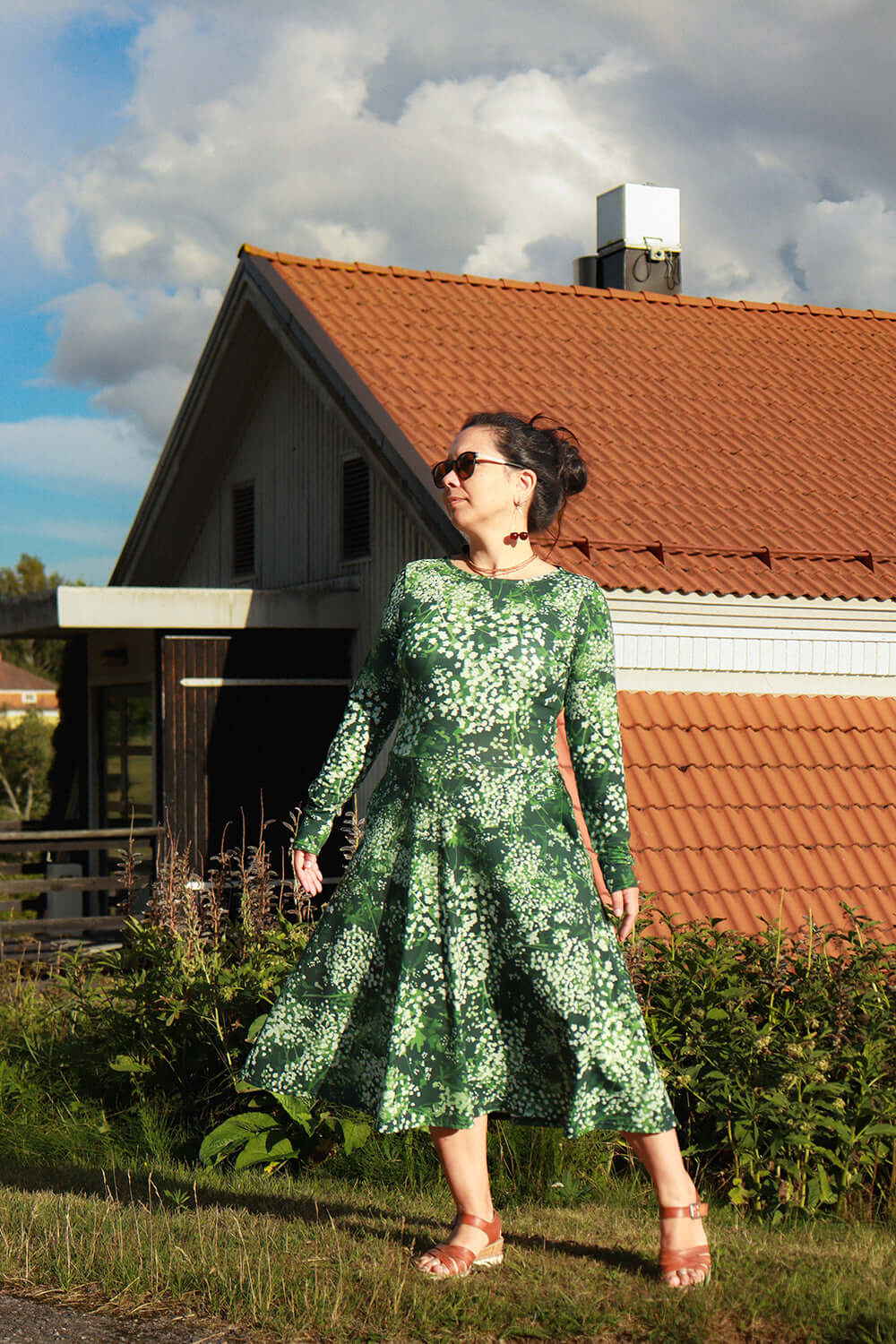 Print N Stuff Valkovuokko - Long sleeve casual dress with pockets / Turku Finland design dress mekko